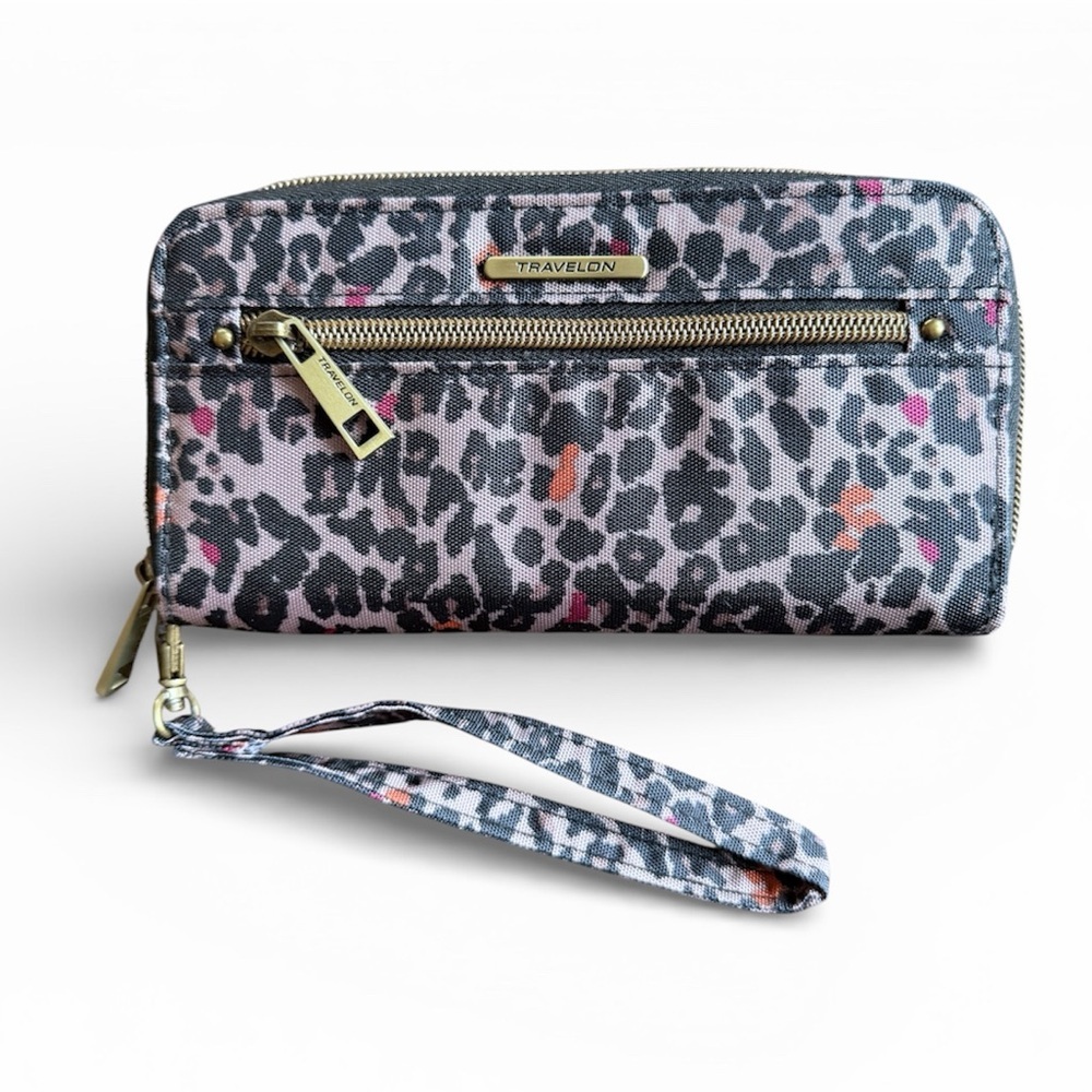 Travelon RFID Blocking Zip Around Wallet Animal Print Wristlet